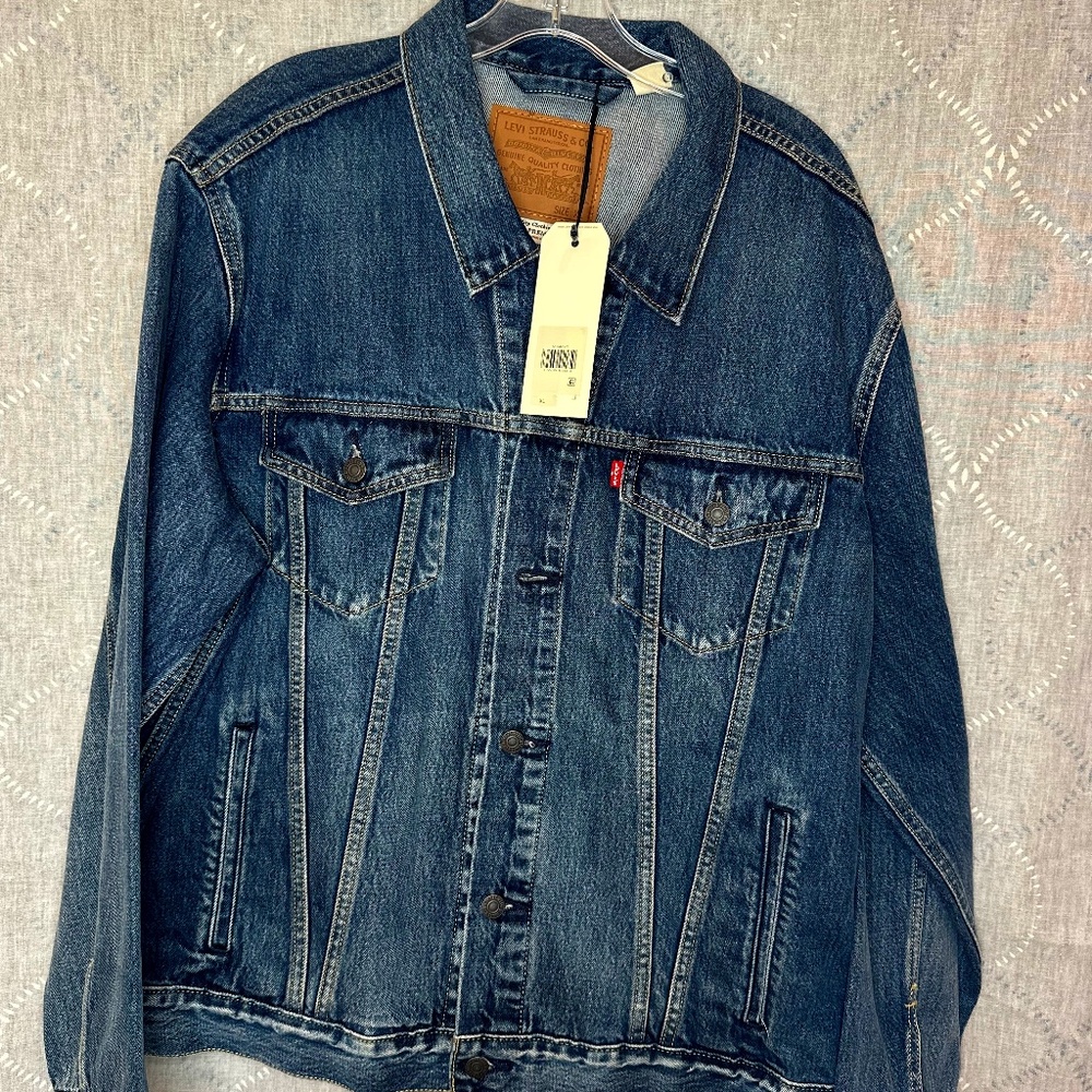 Men’s Levi denim jacket